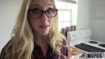 Amateur Blonde Caught On Hidden Webcam Featuring Samantha Rone – Mofos.com