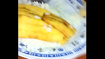 La Chiri’s Adult Video Eating Three Bananas