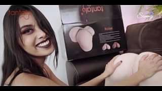 First Look: Opening The Tantaly Roise Doll