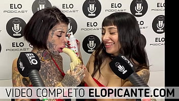 Gloria Nahir And Pao Dulzura Enjoy A Banana With Cream In The Spicy Room