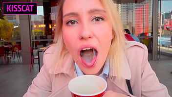 Wendis Toilet Encounter: Public Oral And A Creamy Coffee Surprise