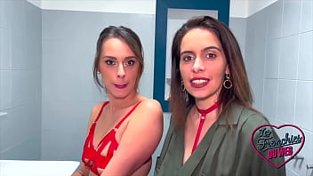 Joy And Anita Share A Steamy Ffh Threesome Kiss