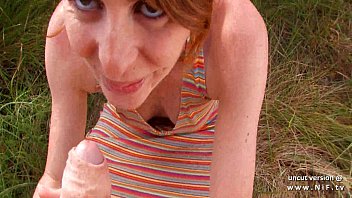 Outdoor Amateur French Redhead Receives Facial Finish