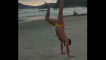 Today Is A Tough Day For A Girl Who Needs Help Mastering A Handstand #dragracebr
