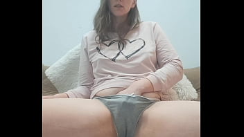 Lone Lady’s Lustful Self-pleasure