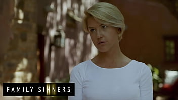 Hot Blonde Milf Kit Mercer Gives Her Step-son Van Wylde A Wild Blowjob And Fuck In Family Sinners