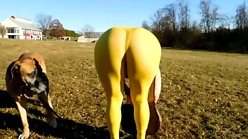 Aunt Sammi’s Forbidden Backdoor Stretch In Her Tight Yoga Pants