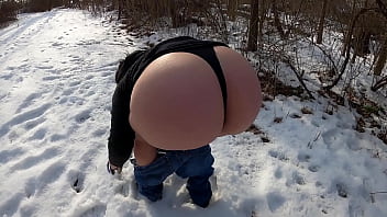 Frozen Milf Ass Teasing With A Whaletail