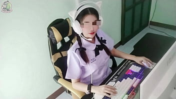 Thai Schoolgirl Gets Pounded By Senior In Front Of The Computer, Moans Echo Through The House (clear Thai Audio) 4k