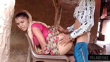 Desi Bhabhi’s Deep Anal Fucking