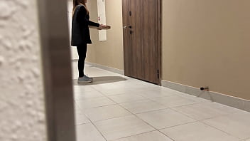 Pizza Delivery Slut Gobbles My Pie And Pays The Bill On Her Knees
